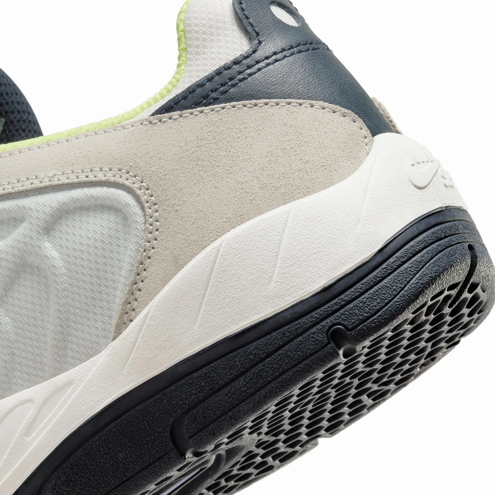 Moisture Wicking Feature Nike SB Vertebrae Summit White / Persian Violet Sale