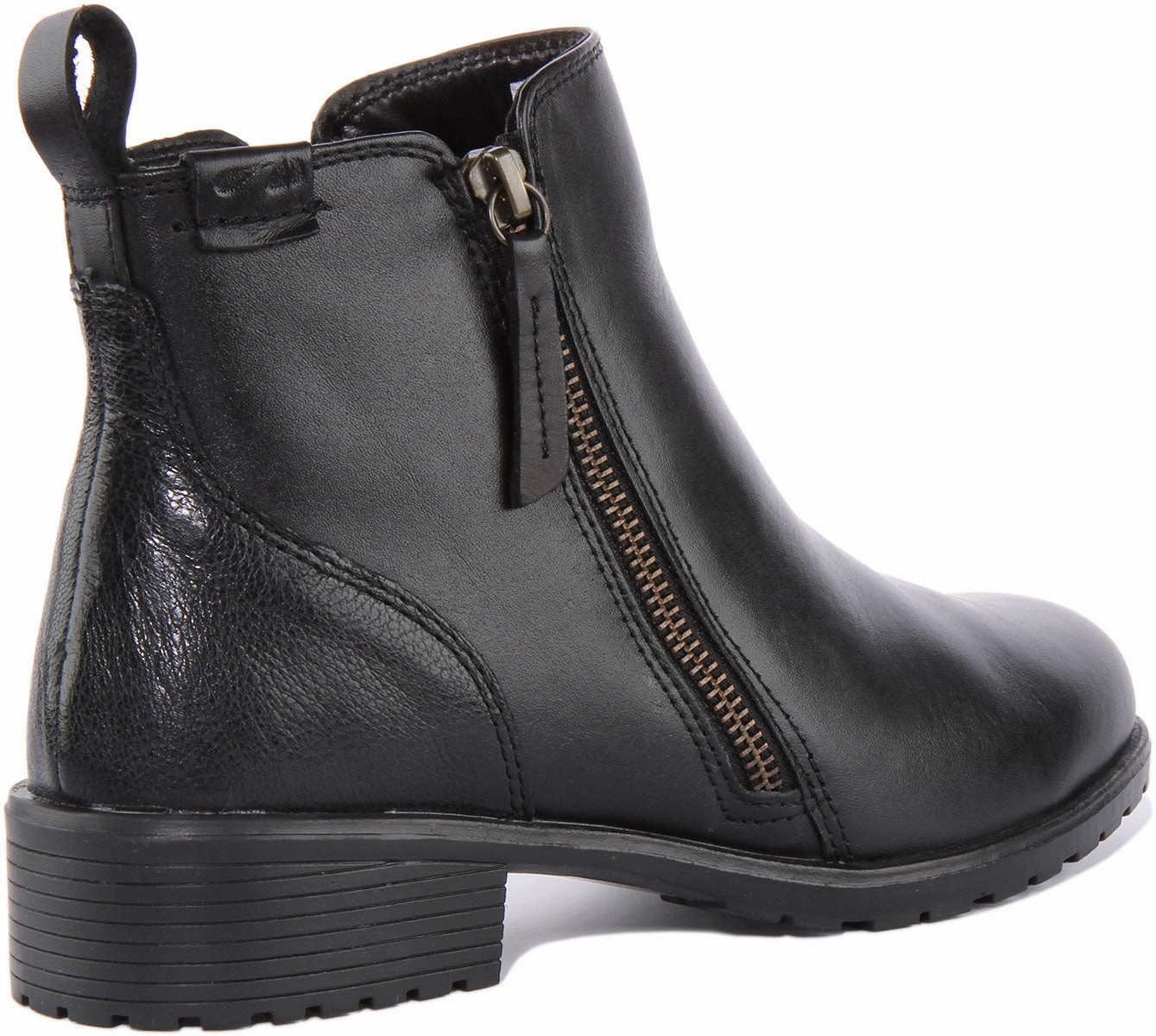 Mountain Shield Strive Sandringham In Black For Women