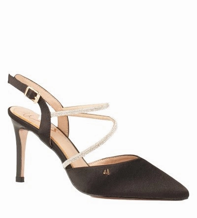 UNA PLASTIC HEARTS Una Healy