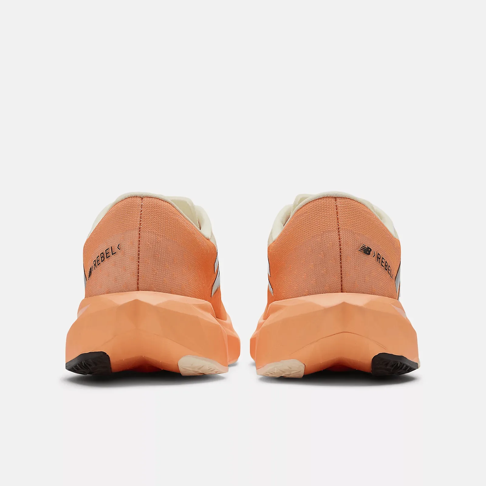 NEW BALANCE FuelCell Rebel v4 WFCXCC4 Women (LFUR) Pure Motion