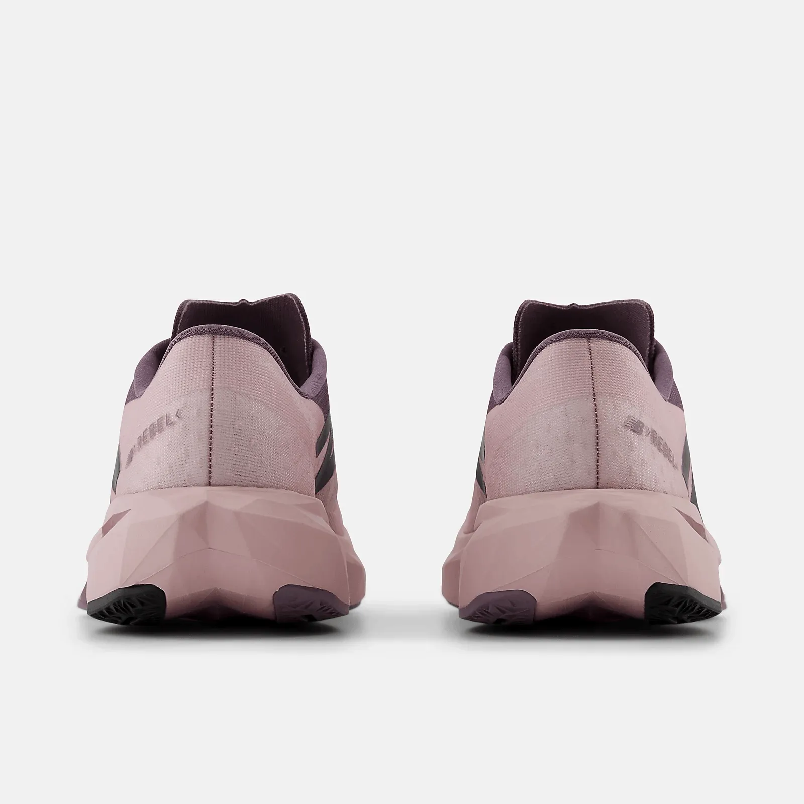 NEW BALANCE FuelCell Rebel v4 WFCXCS4 Women (LF) Refined performance