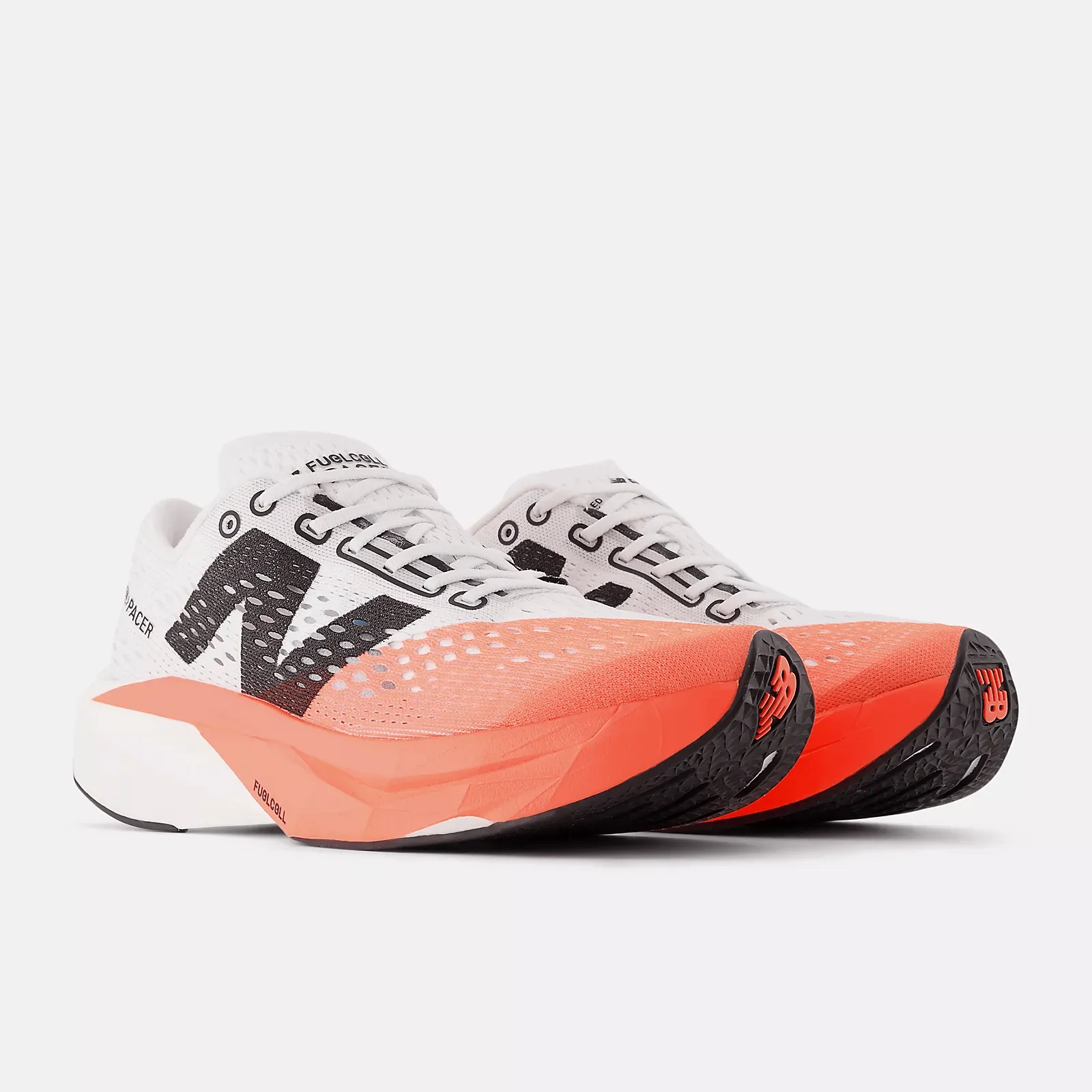 NEW BALANCE - FuelCell SuperComp Pacer V2 - Urgent Red - Women's [WFCRRCU2] Structured