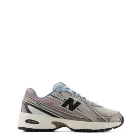 New Balance Womens 740 Shoes Sea Salt Relaxed wear
