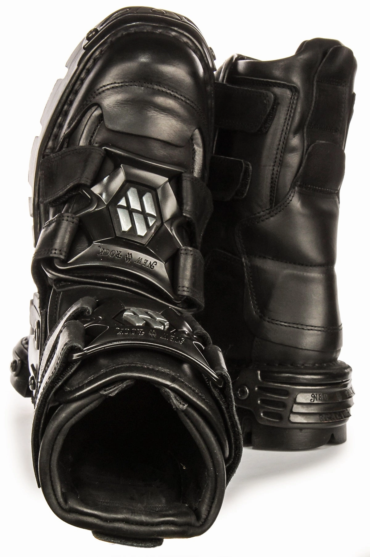 Newrock 422 Reactor In Black | 90 Predator Boot Adventure Trekking Boots