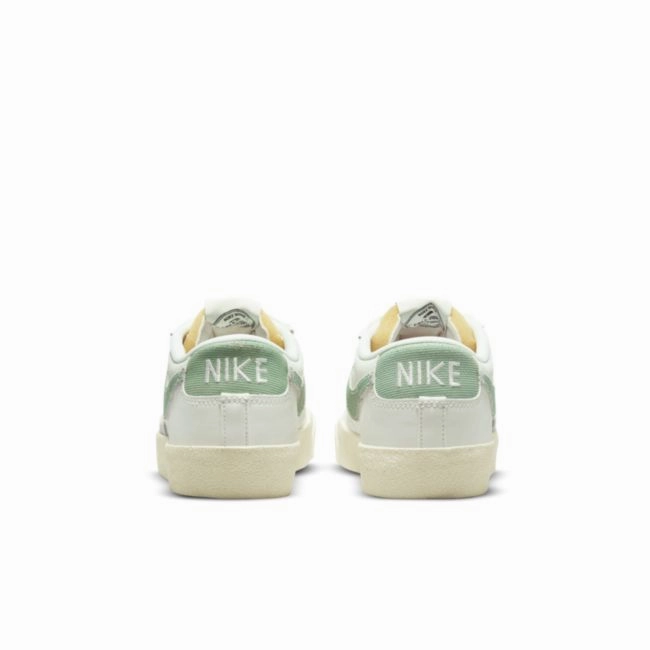 NIKE - Blazer Low 77 Premium - Certified Fresh - Unisex [DO9799 100] Secure Closure