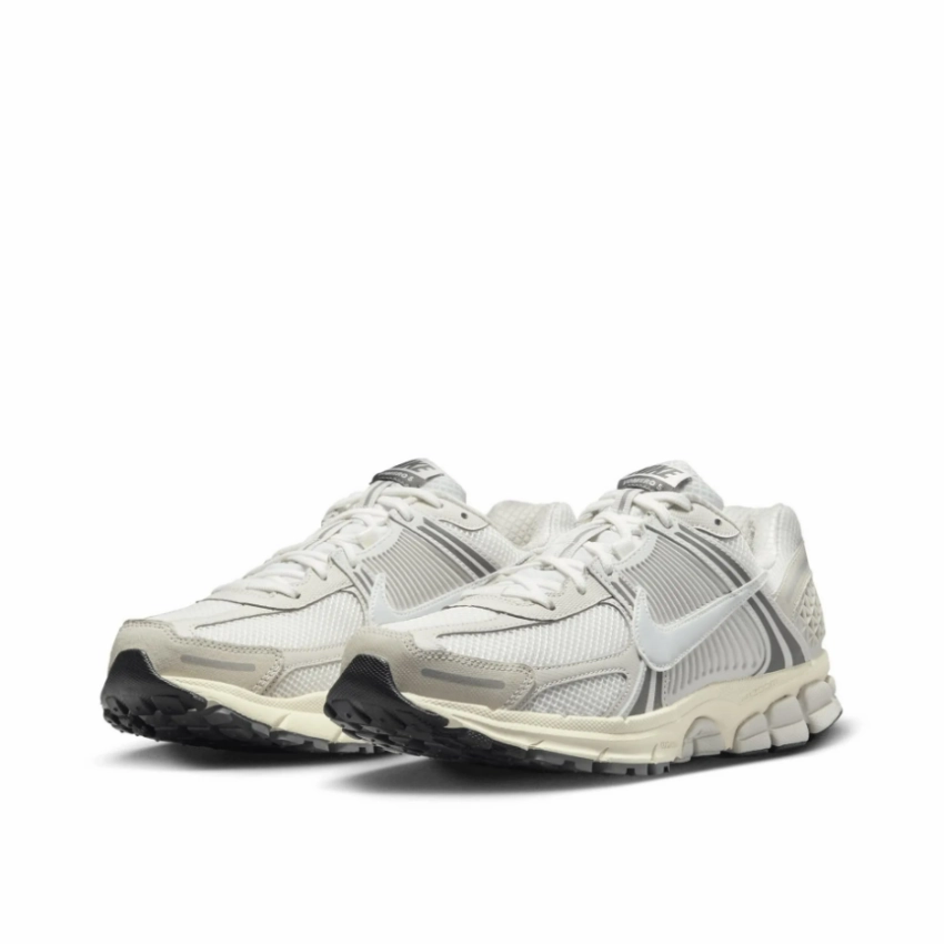 NIKE - Zoom Vomero 5 - Platinum Tint  - Unisex [HF0731 007] Enhanced Air Circulation System
