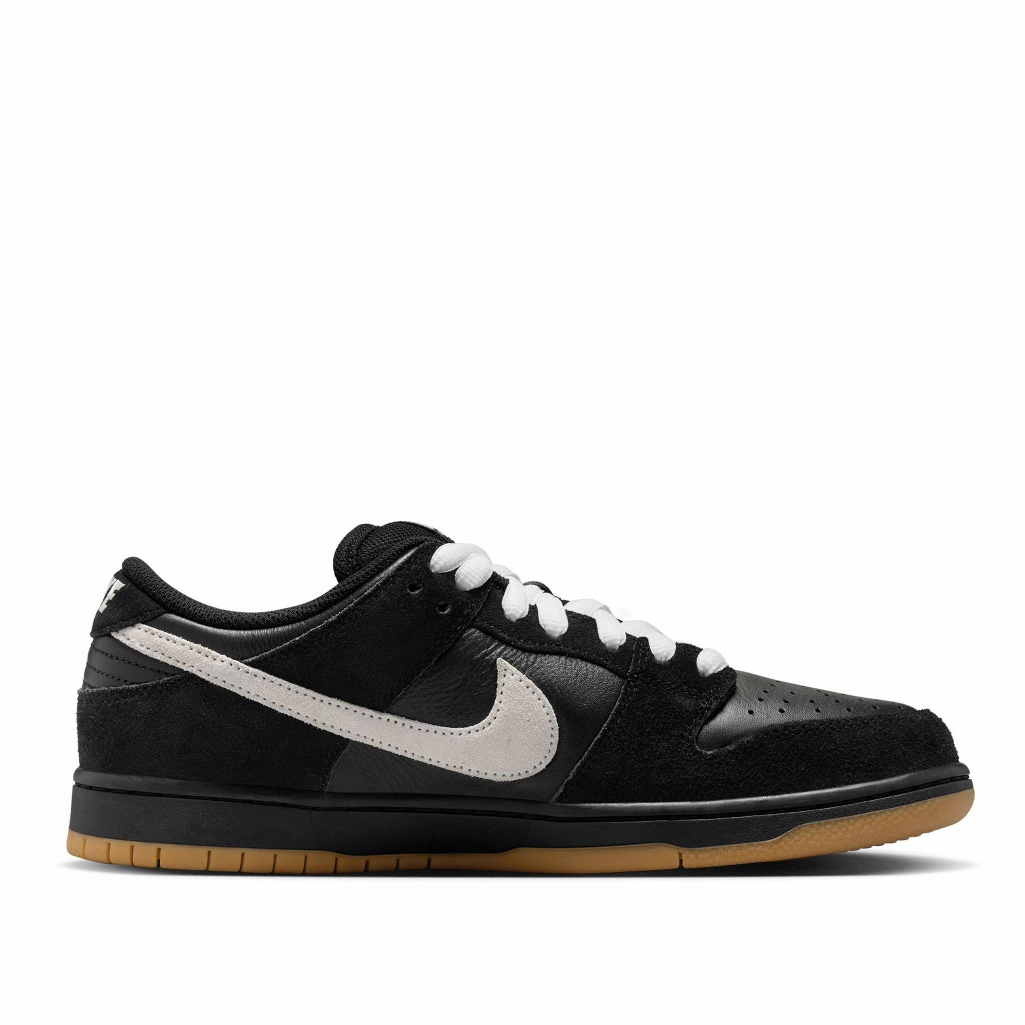 firm - midsole - feature shoes Nike SB Dunk Low Pro Black / White / Black