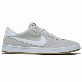 Landing Power Nike SB FC Classic Shoes - Summit White/Summit White/White