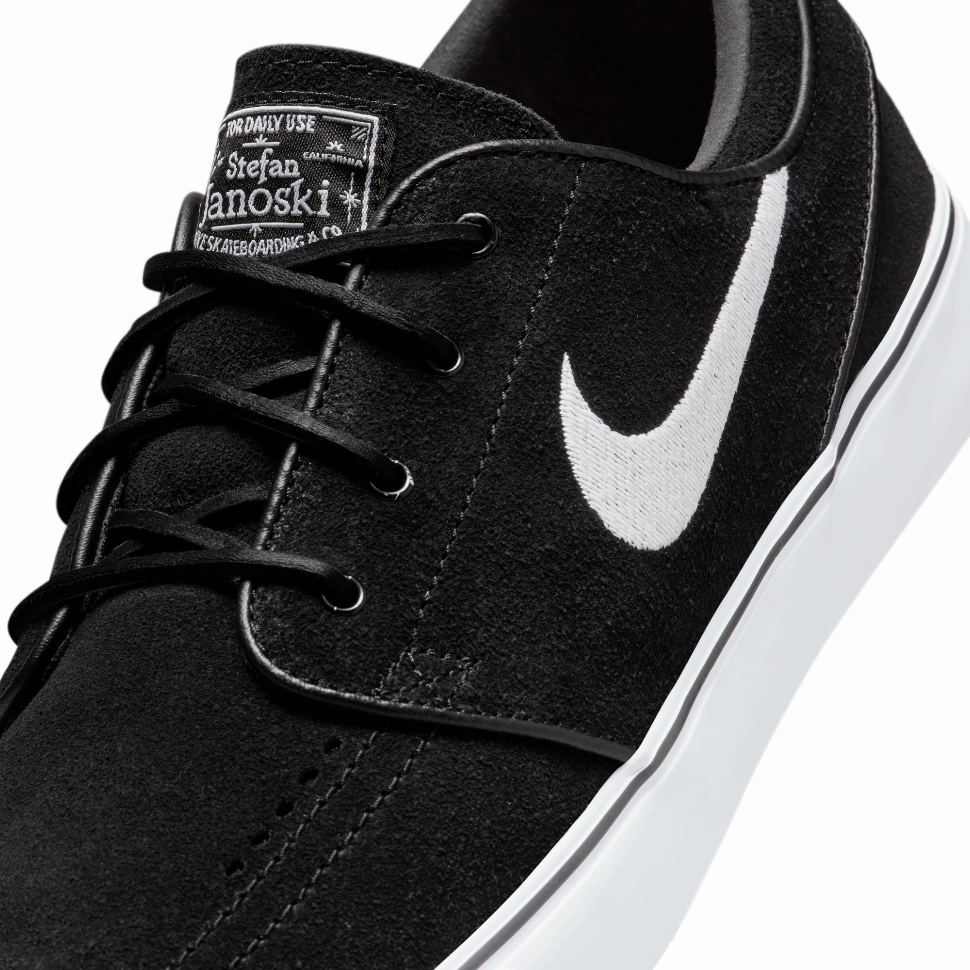 Nike SB Zoom Janoski OG Black / White Fast Drying Functionality