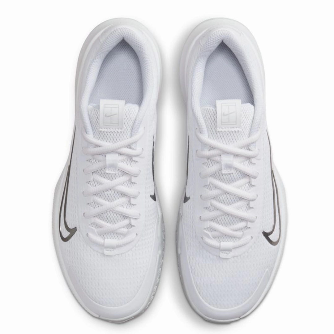 Nike Vapor Lite 2 HC Women Hard-Court Tennis Shoes - White/Metallic Silver-Pure Plantinum High - Performance Features