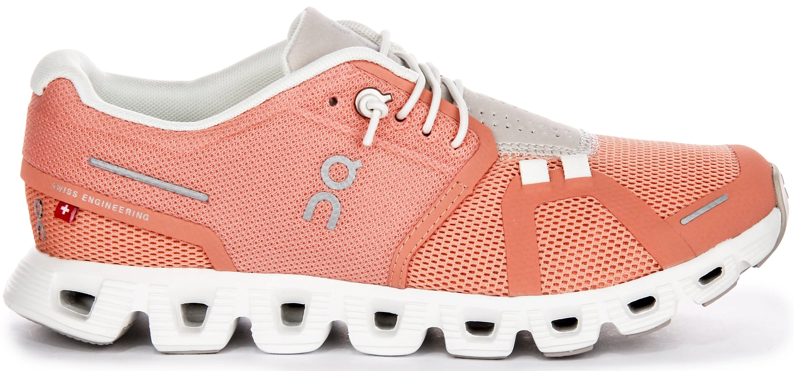 On Running Cloud 5 In Coral For Women Cast Outsole
