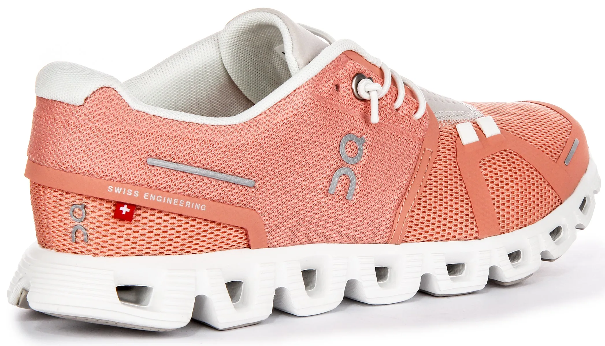 On Running Cloud 5 In Coral For Women Cast Outsole