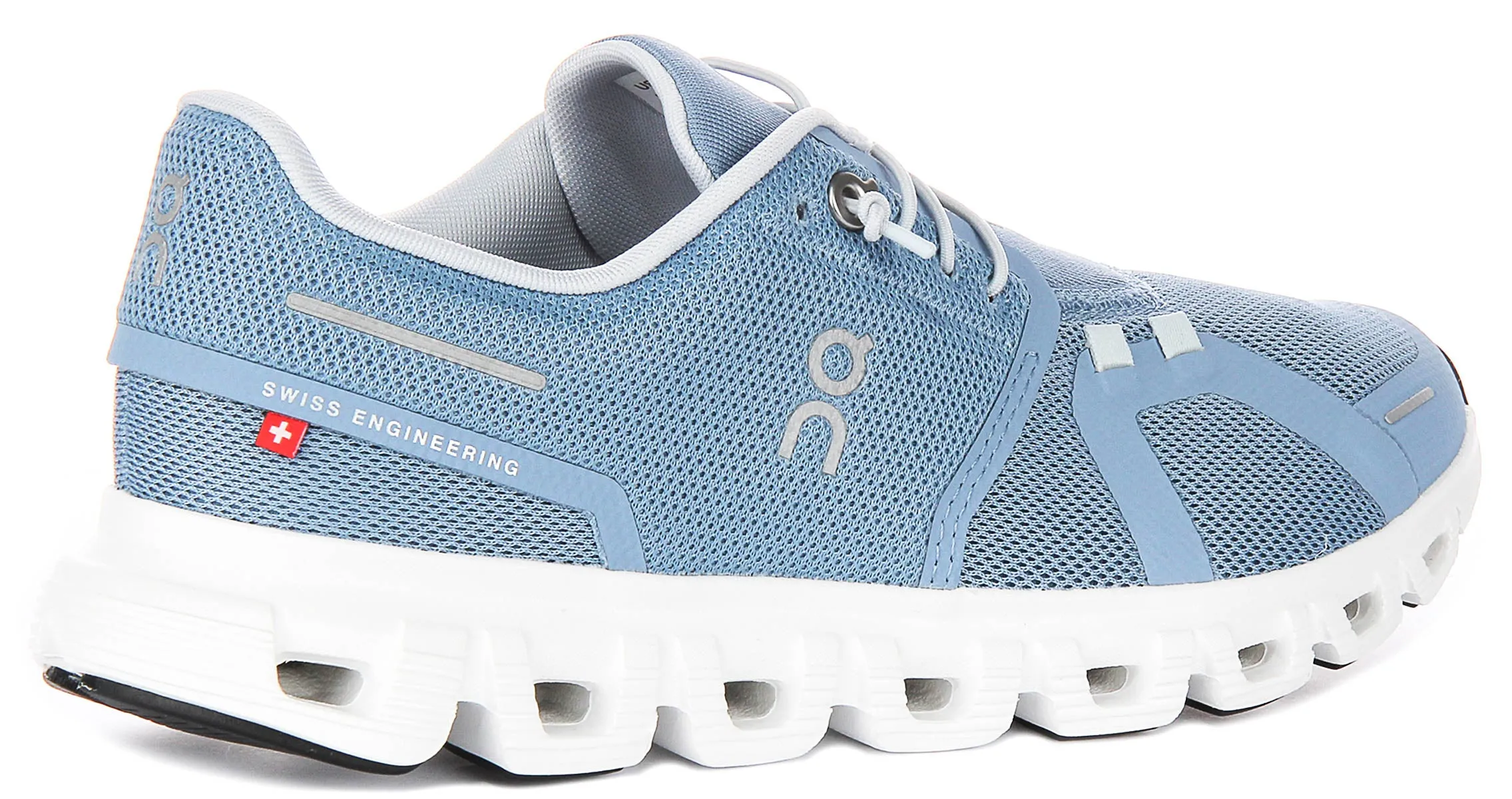 On Running Cloud 6 In Blue For Women Foot Freedom