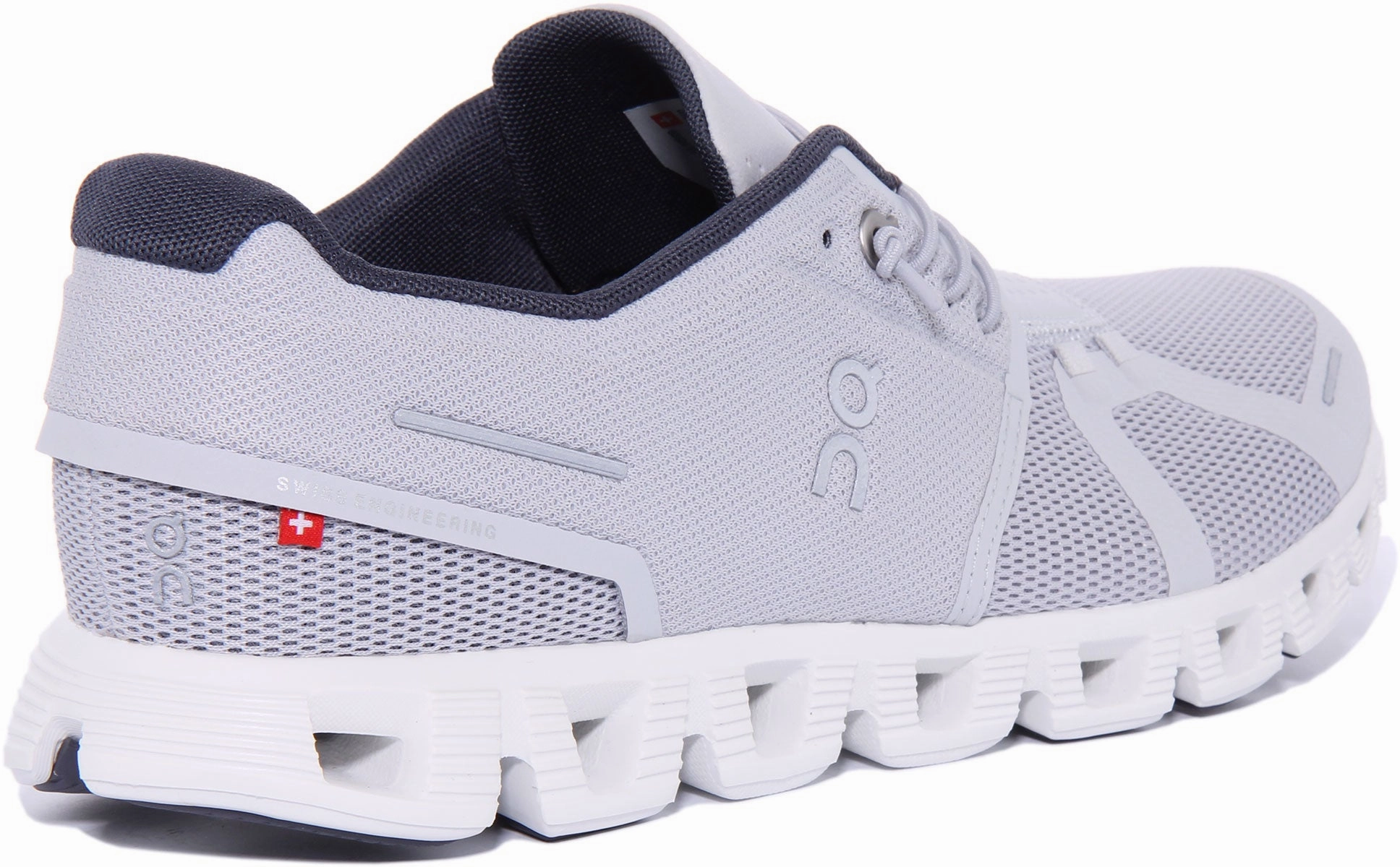 On Running Cloud 5 In Light Grey For Men Breath Lock