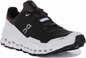 Strong Controlled Steps On Running Cloudultra In Black White For Men