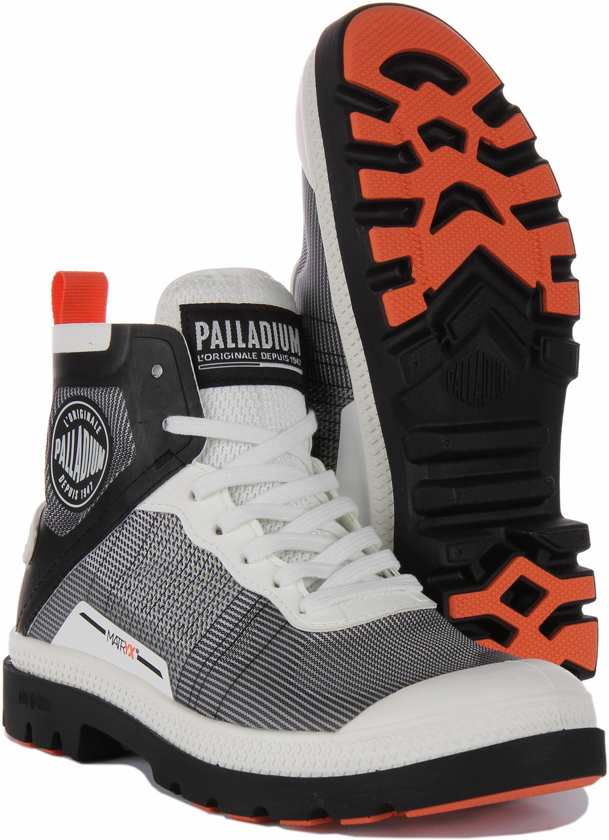 On Trend Palladium Pampa Lite In White Black