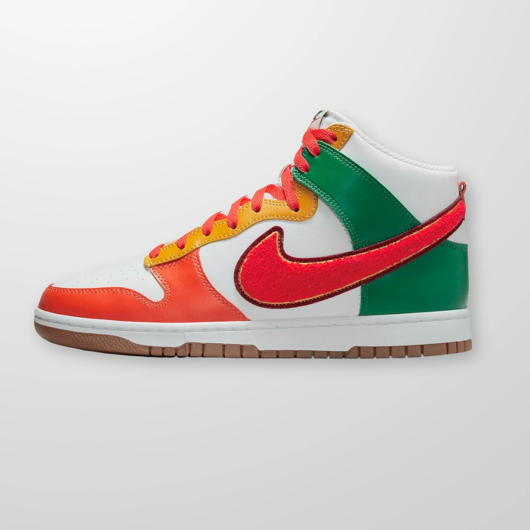 sports activities Long Distance Comfort NIKE - Dunk Hi Retro - University Chenille Swoosh - Unisex [DR8805 100]