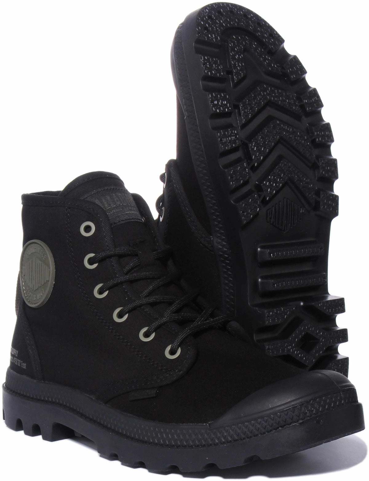 Palladium Pampa Hi HTG In Black Mono Outdoor Ease
