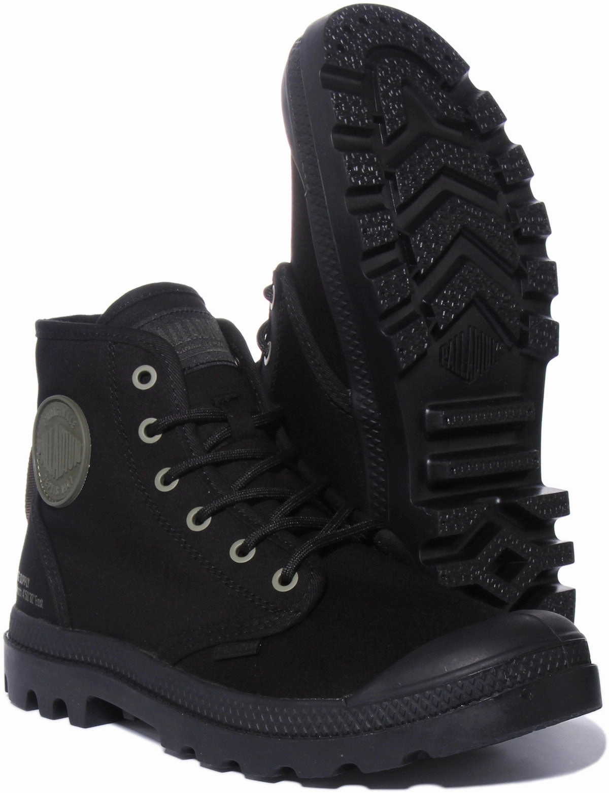 Palladium Pampa Hi HTG In Black Mono Outdoor Ease