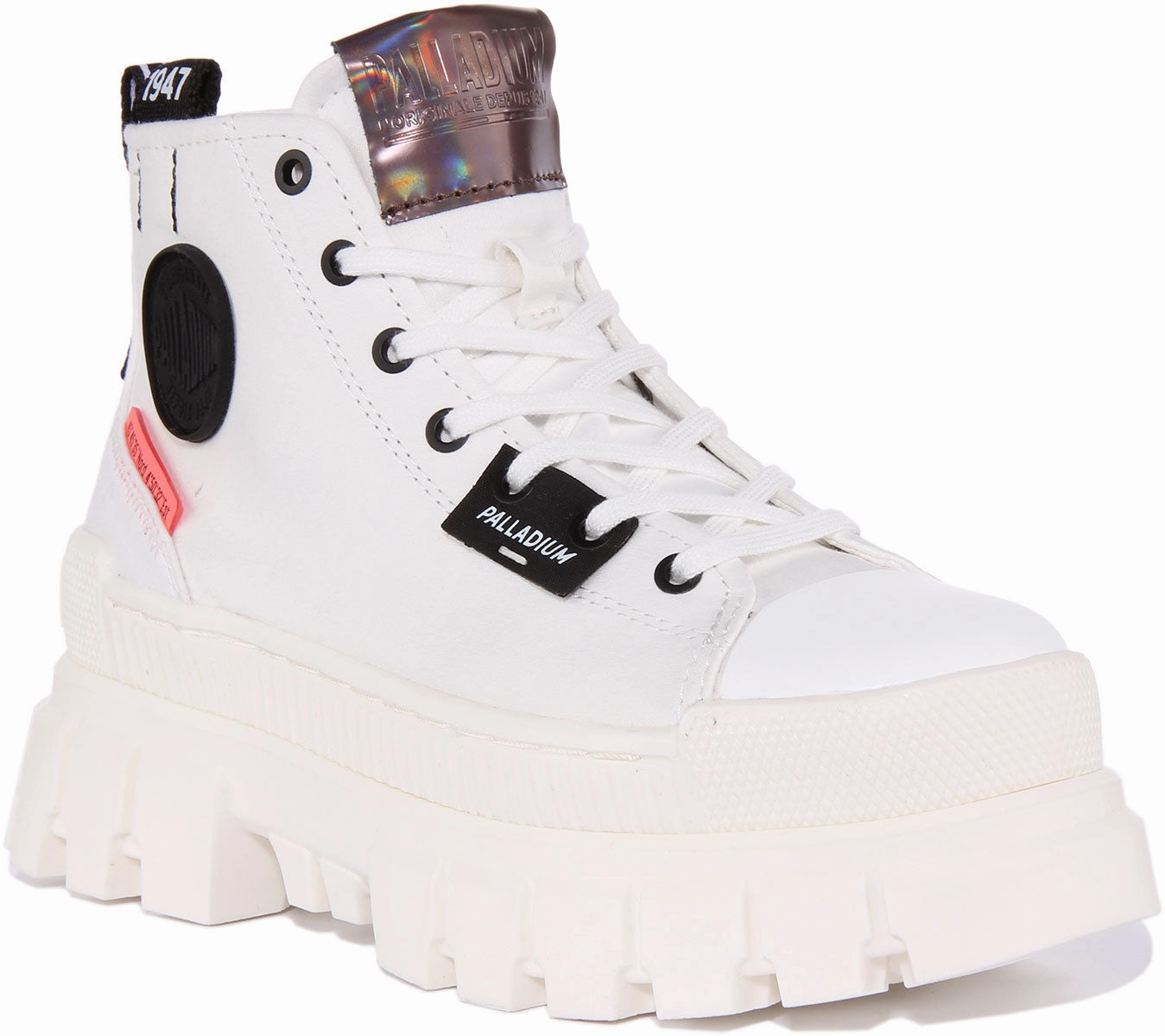Palladium Revolt Boot Tx In White For Women Fast Fit Packable Comfort