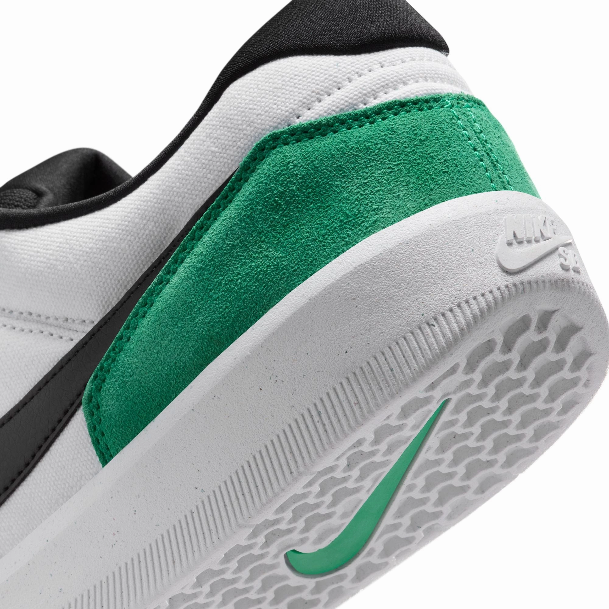Performance Stability Nike SB Force 58 White/Black/Stadium Green
