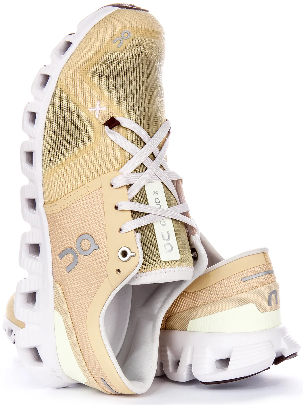 Responsive cushioning On Running Cloud X 3 In Sand For Women