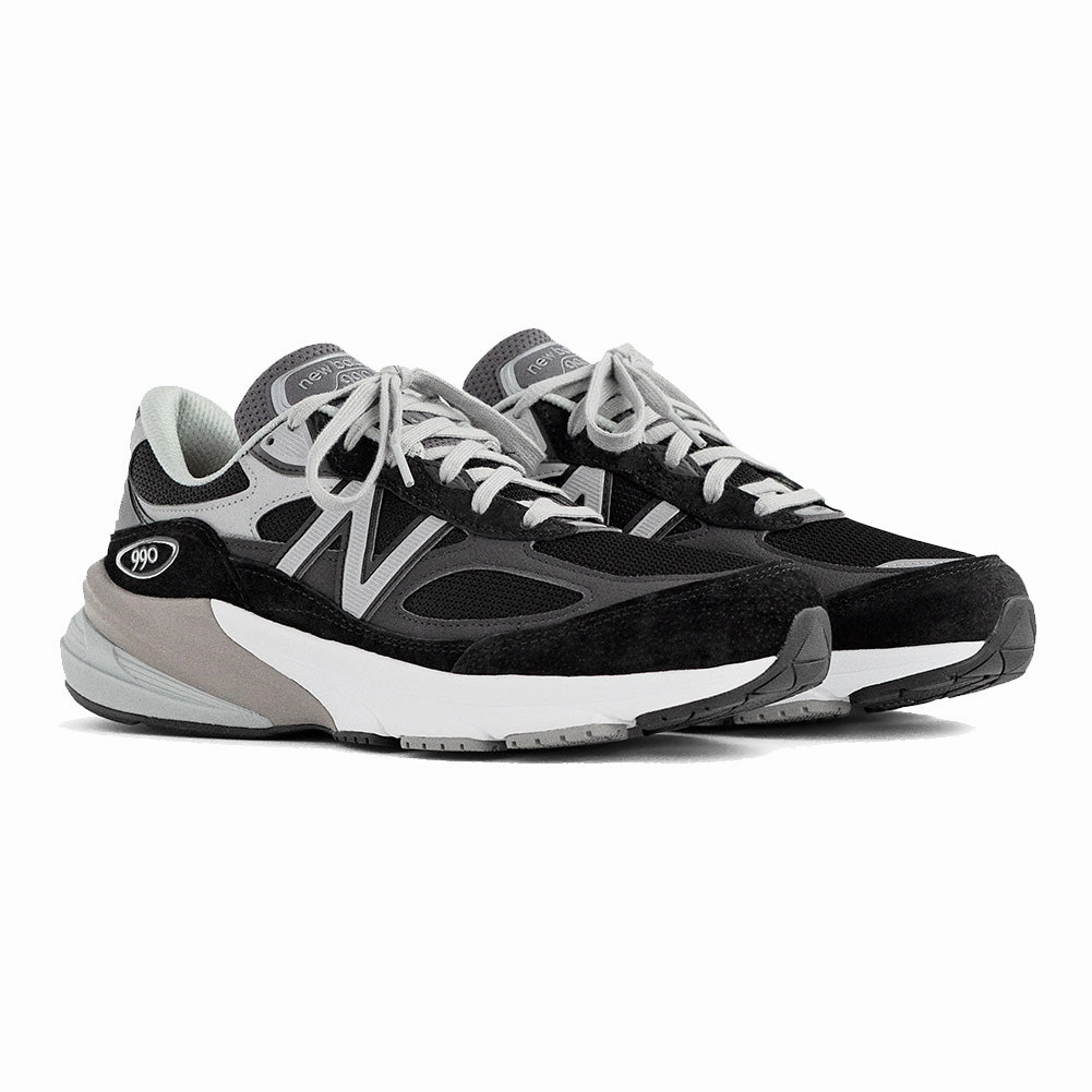 Road - Capable New Balance 990v6
