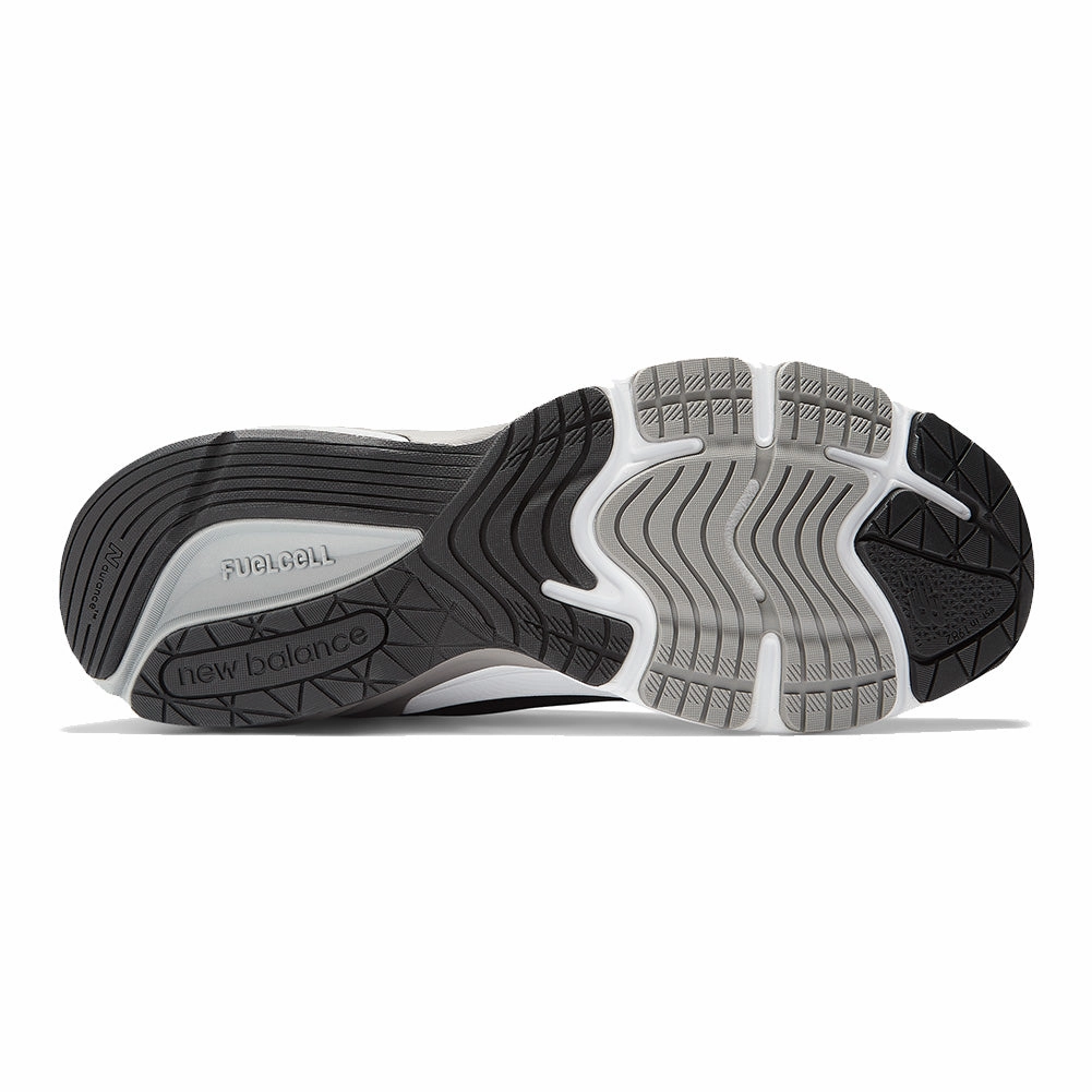 Road - Capable New Balance 990v6