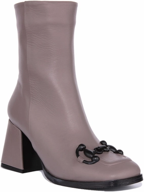 Justinreess England Bella In Stone For Women Ultra Support Fit Rain Ready