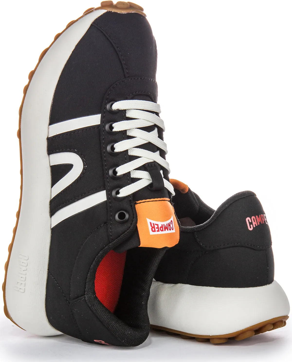 Run Easy Camper Pelotas Athensw In Black Trainers