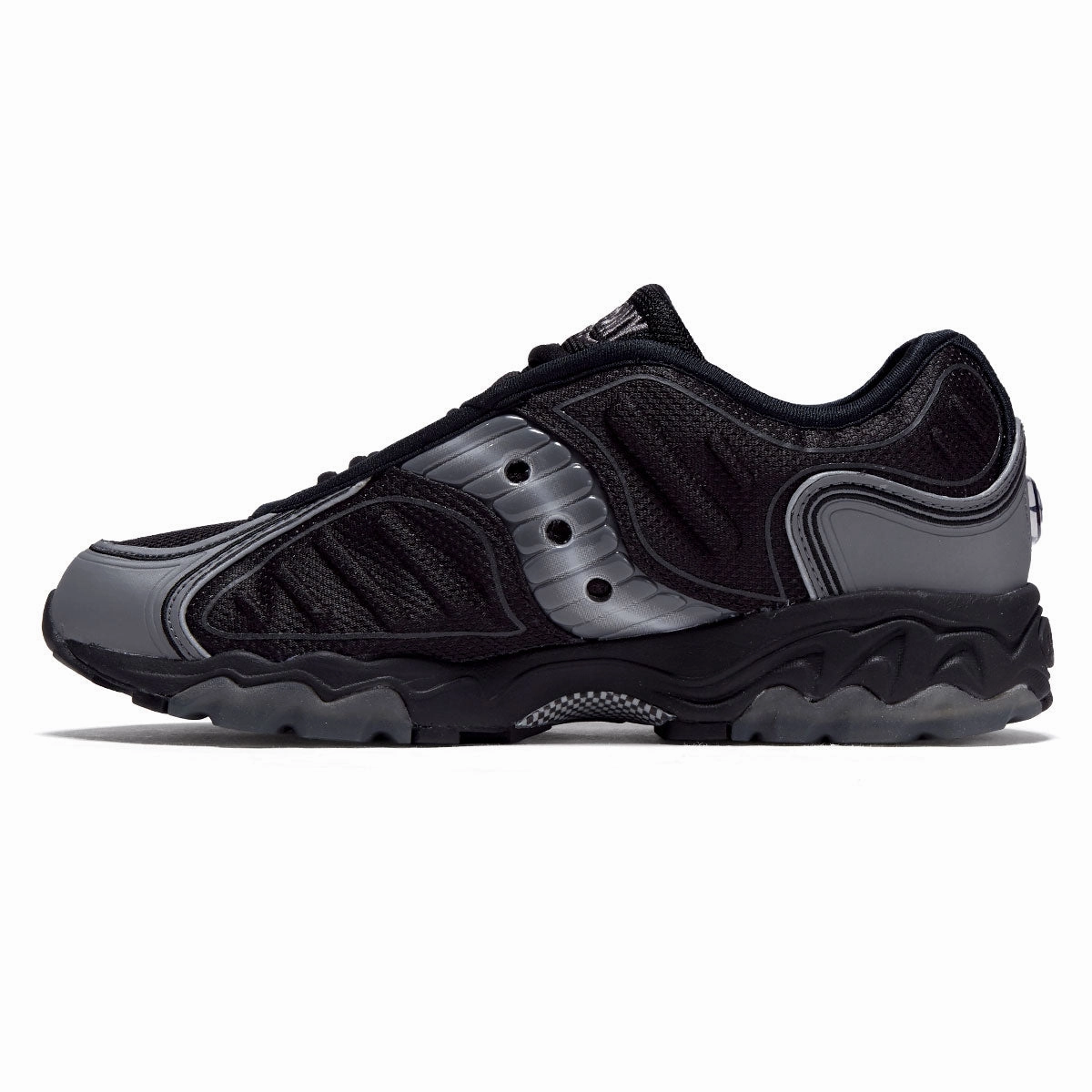 Saucony Matrix Shoes - Black/Metallic Casual sports style