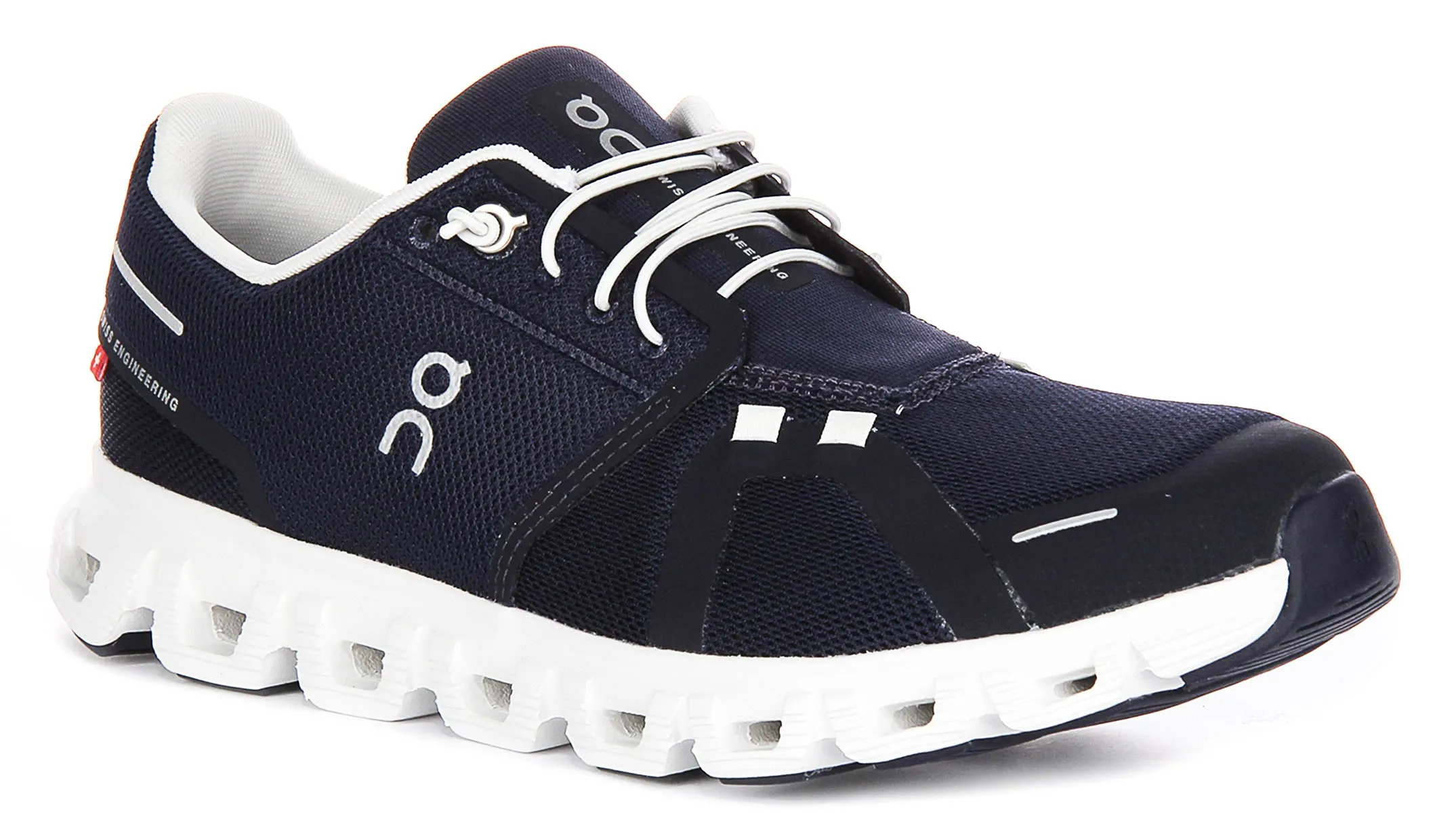 Comfort Flex Tongue design prevents pressure on top of the foot On Running Cloud 6 In Navy White For Men