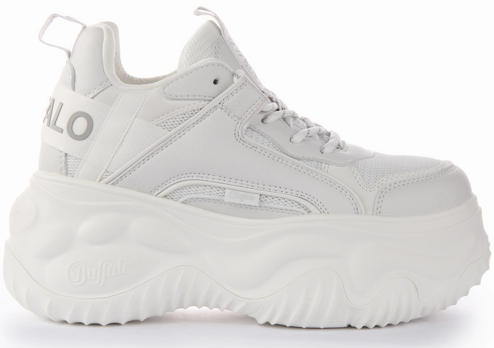 Shock Absorb Buffalo Blader Matcha In White For Women