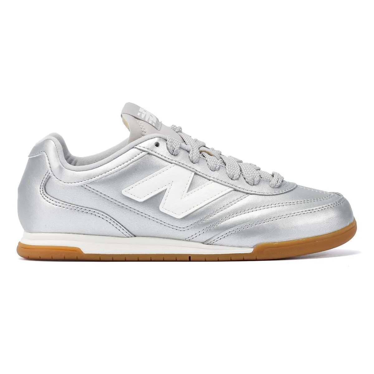 Smooth silhouette New Balance RC42 Silver Metallic Trainers