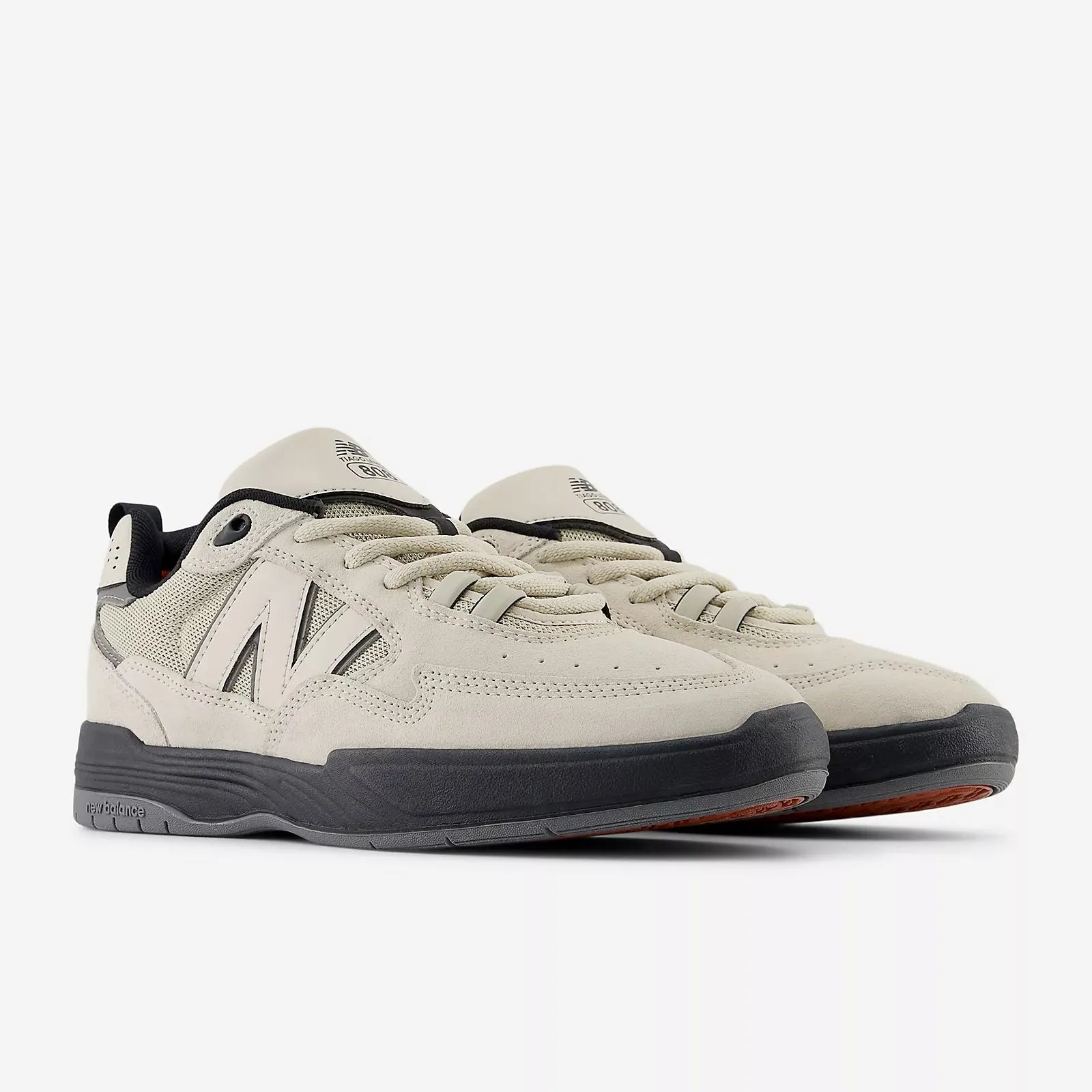 Smooth Step Tech New Balance 808 Tiago Lemos  Off White / Black