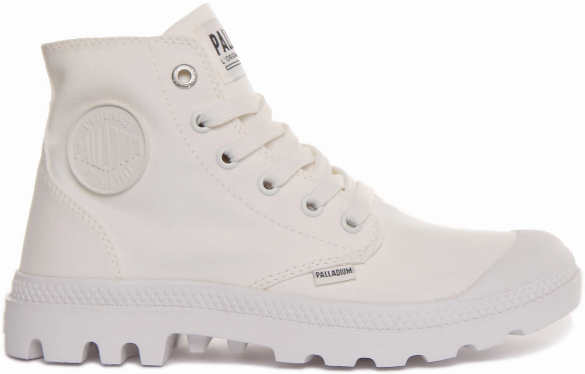 Snow Grip Palladium Mono Chrome In White Mono