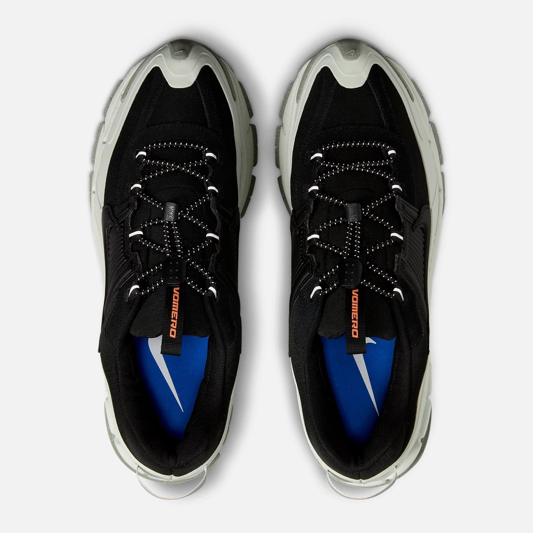 Stable Fit System NIKE - Zoom Vomero Roam - Black/Light Silver - Unisex [FV2295 001]