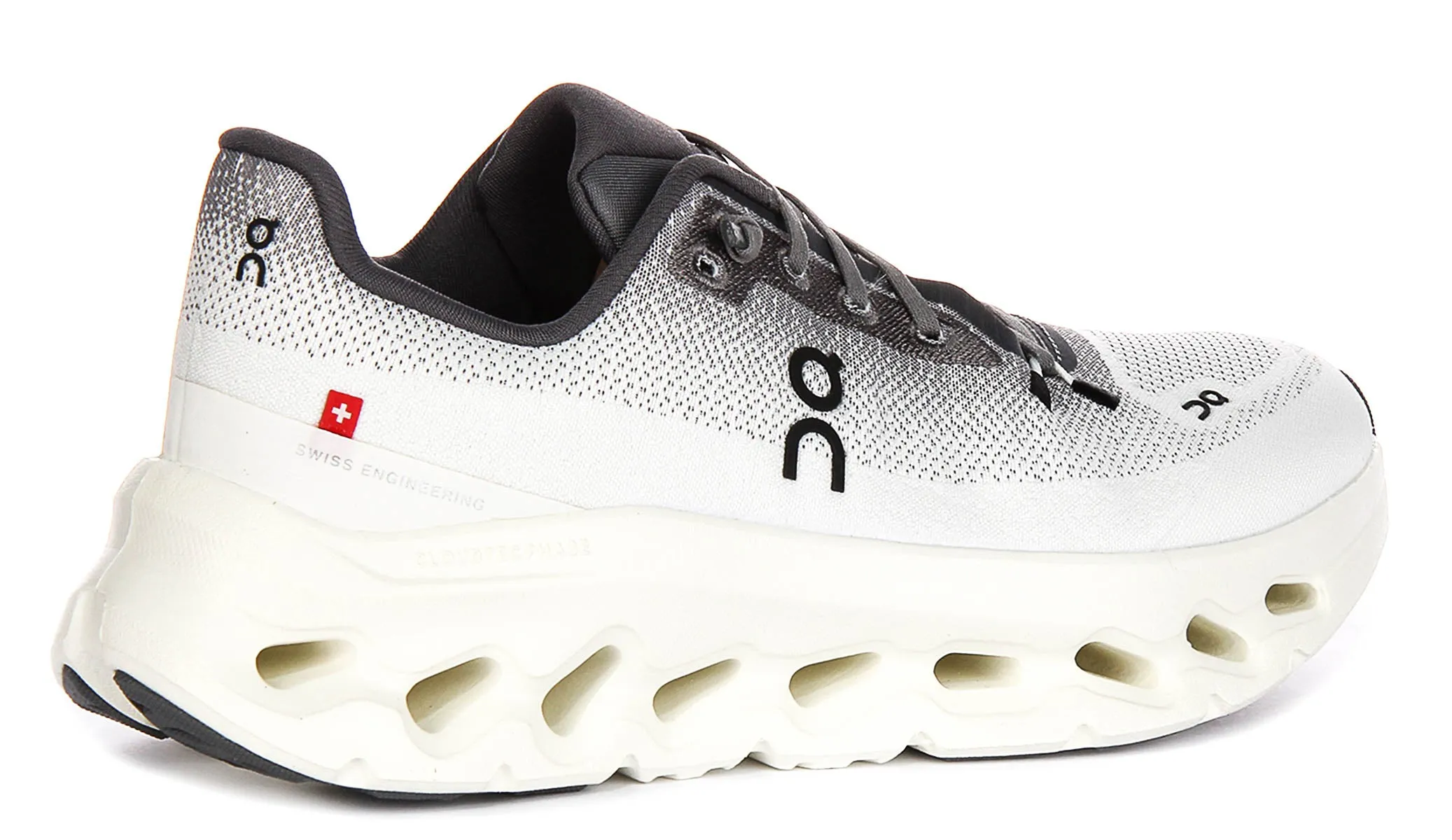 Support Zones On Running Cloudtilt In Light Grey For Women