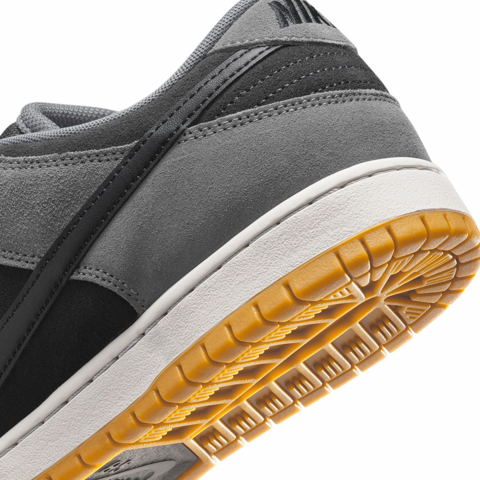Swift Ride Nike SB Dunk Low Pro Dark Smoke Grey / Black