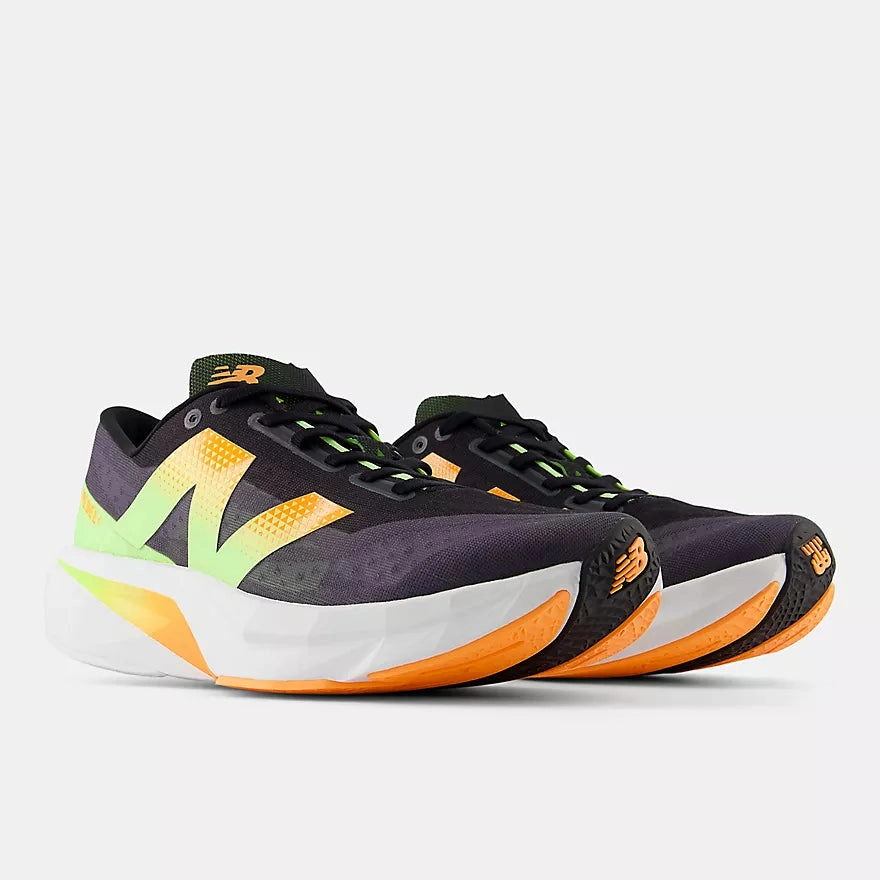Terrain M New Balance FuelCell Rebel MFCXCB4