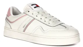 Quick Motion Tommy Hilfiger The Greenwich In Ivory For Women