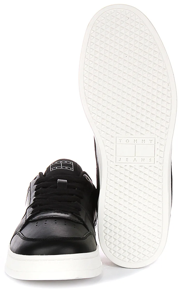 Tommy Jeans Greenwich In Black For Men Lateral Grip