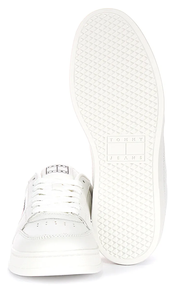 Tommy Jeans Greenwich In White For Men Balanced feel