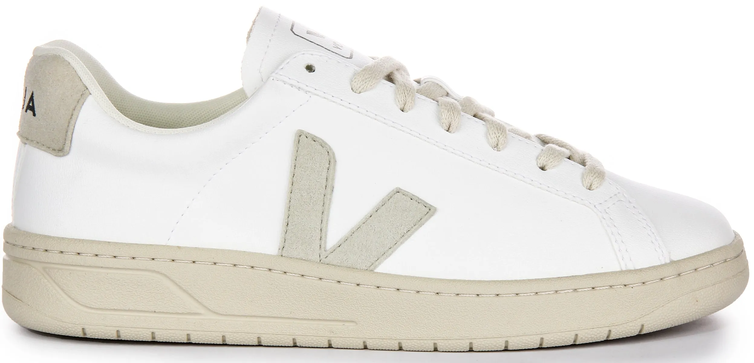 Traction Boost Veja Urca CWL In White Grey For Men