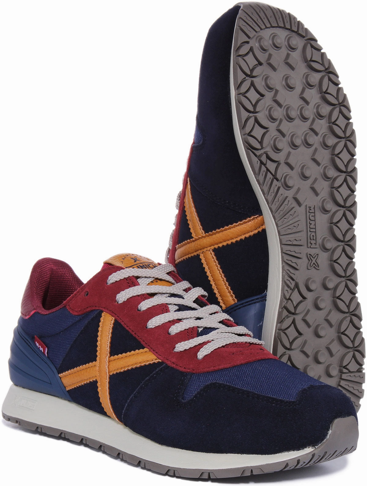 Trail Ready Munich Massana 490 In Navy Yellow