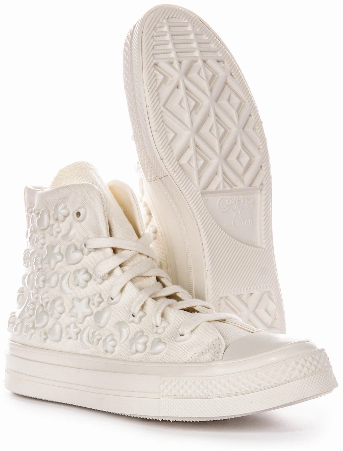 Travel Step-Out Converse All Star Hi A06434C Charms In White For Women