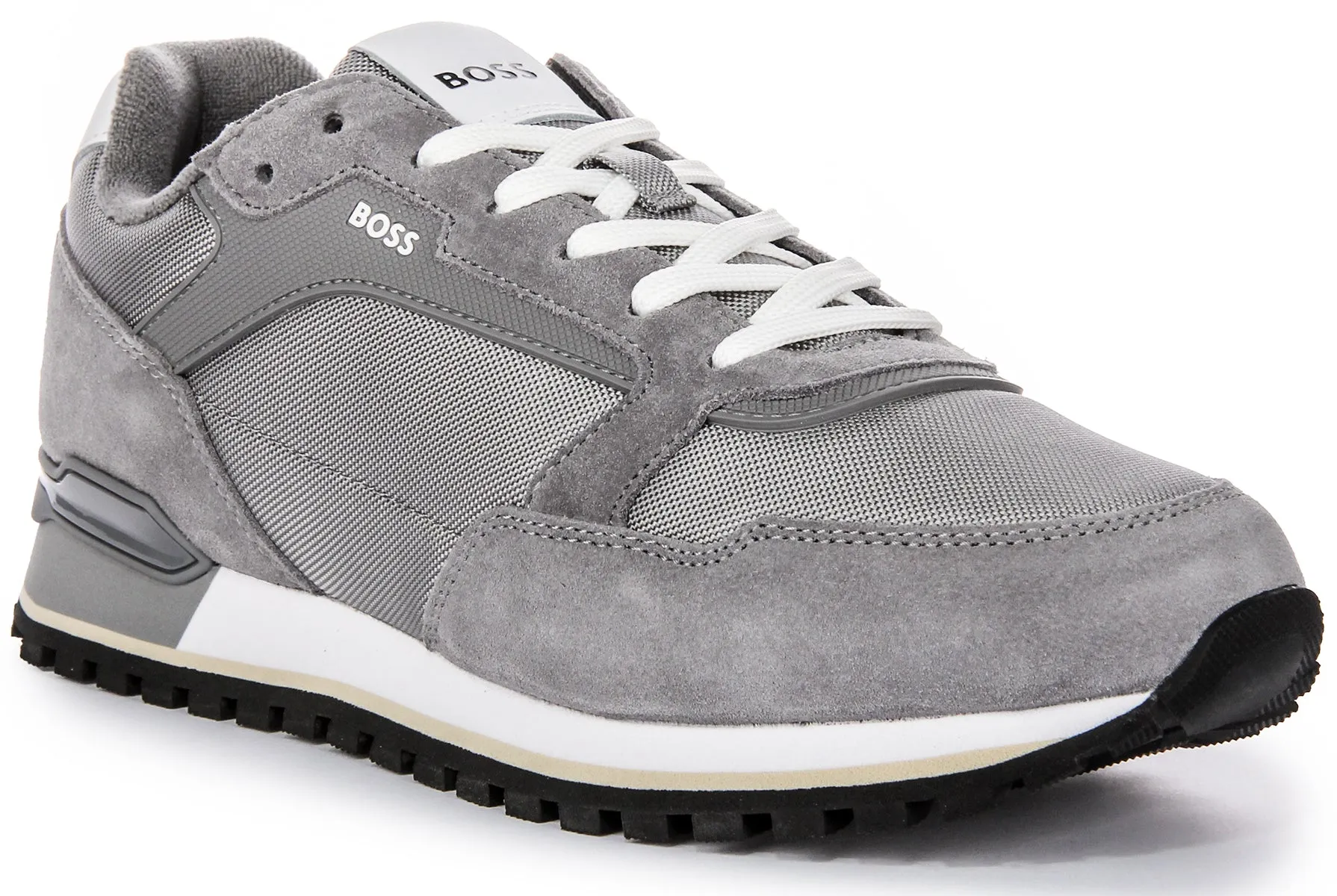 Boss Parkour L Runner In Grey For Men Foam padding helps protect joints during high-impact moves Outsole base stabilizes high-speed performance
