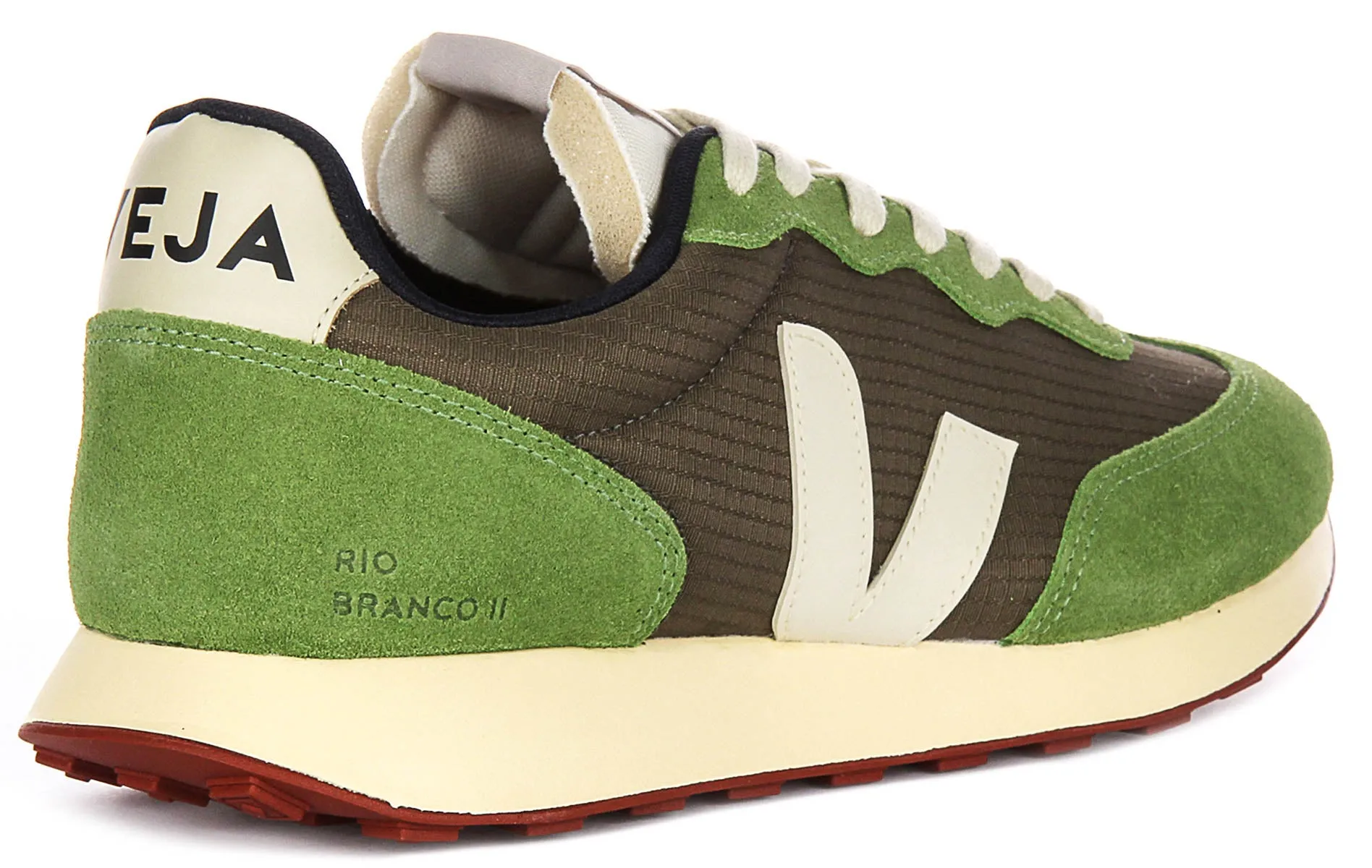 Veja Rio Branco II In Green For Men Seam Fit