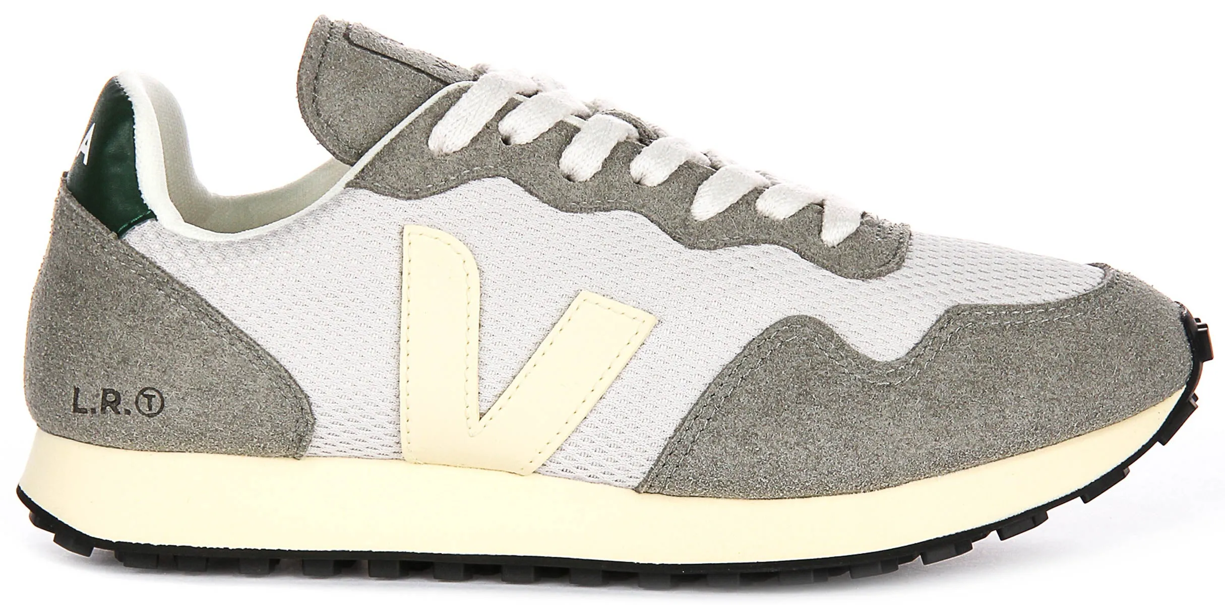 Veja SDU Alveomesh In Light Grey For Men Natural motion