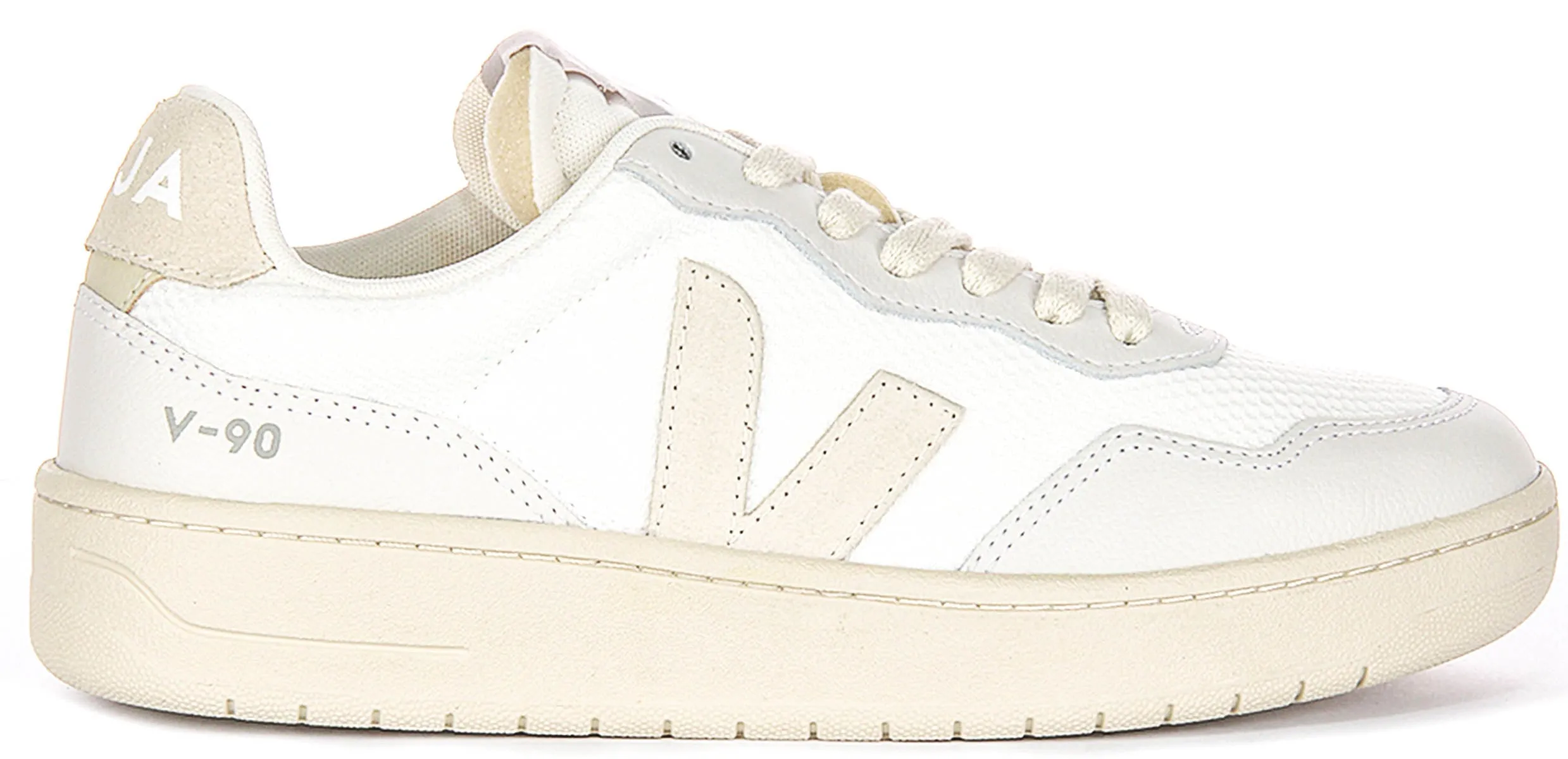 Veja V 90 B mesh In White For Men Ground Stability